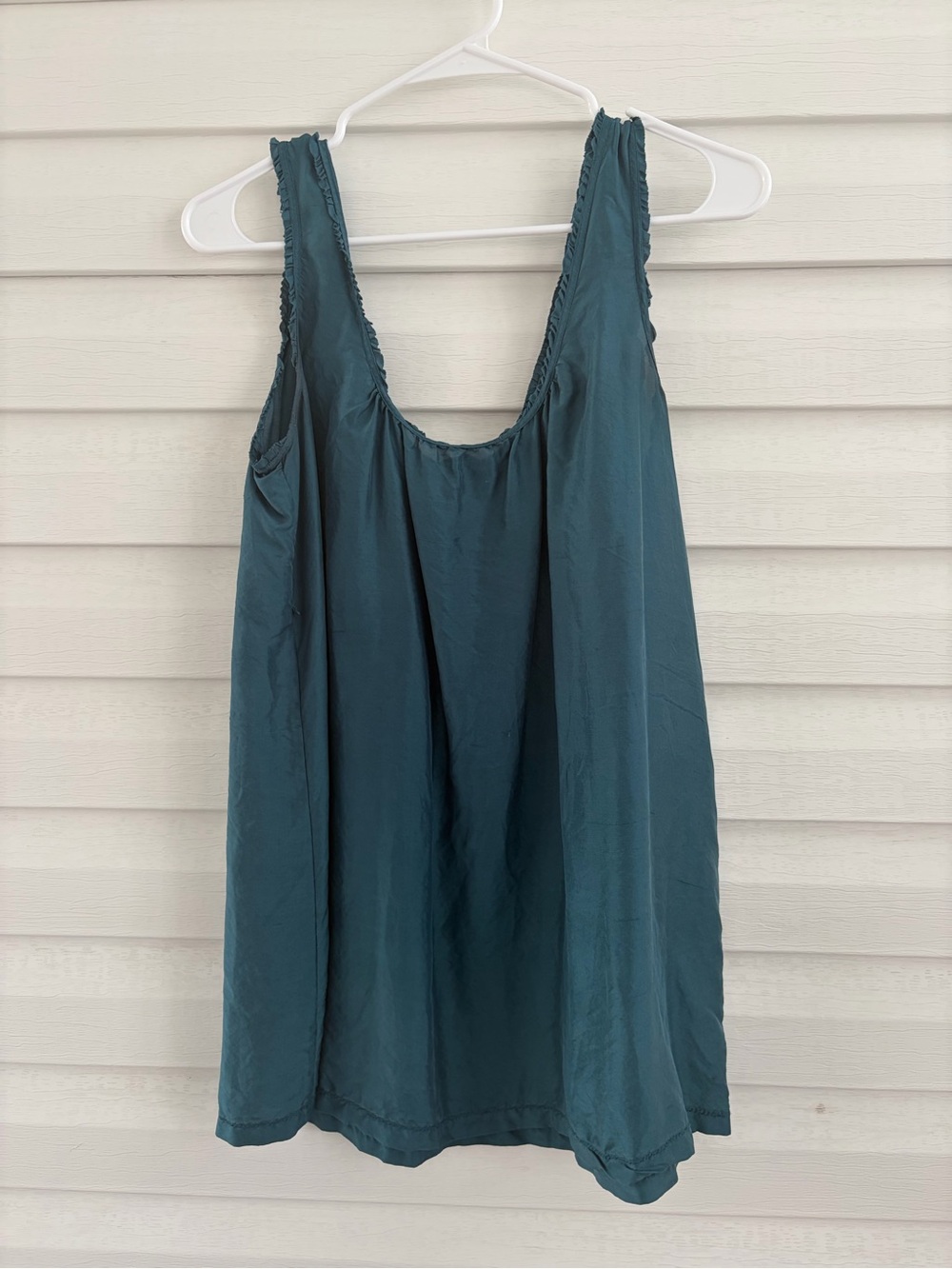 Banana Republic Teal 100% Silk Tank Top M Boho Crochet Trim Blouse